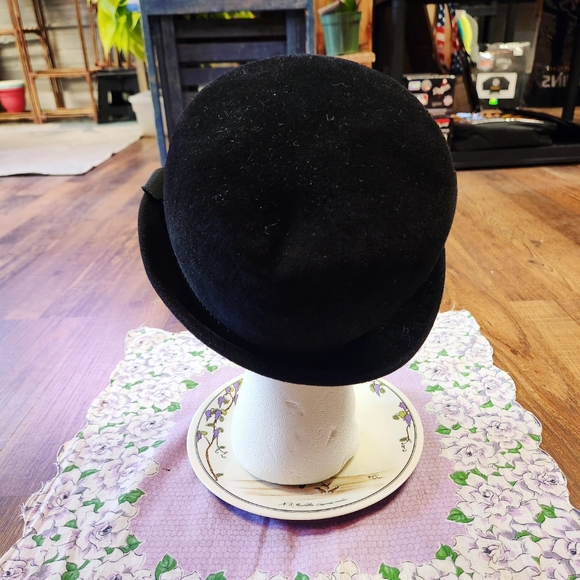 🎼Vintage 1950s Peachbloom Velour Rolled Brim Hat🖤 - Picture 2 of 10